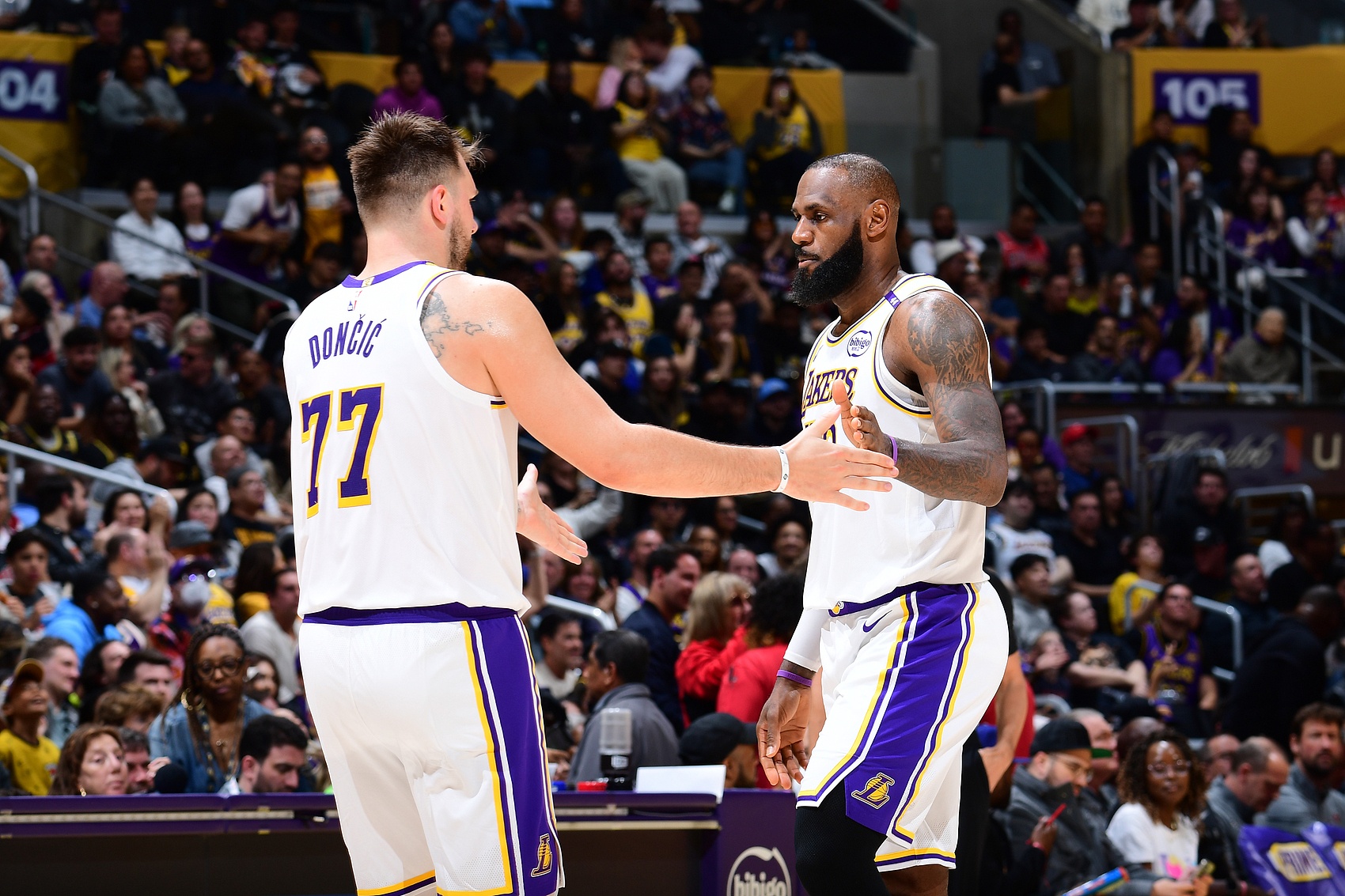 卡位戰(zhàn)/老詹里程碑/灰熊換帥！ESPN預(yù)測(cè)勝率：湖人54.9%微占優(yōu)勢(shì)